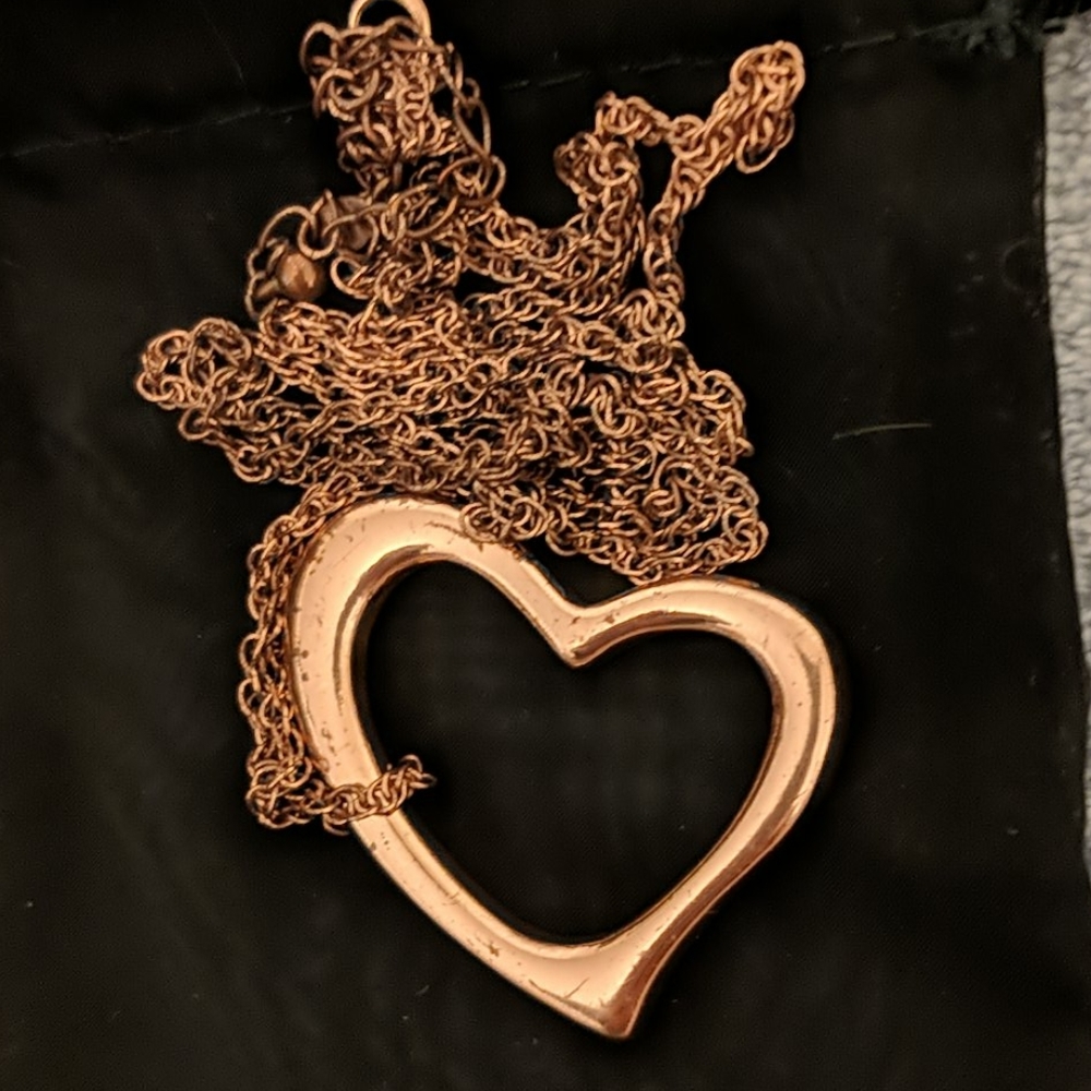 heart necklace - Picture 3 of 3